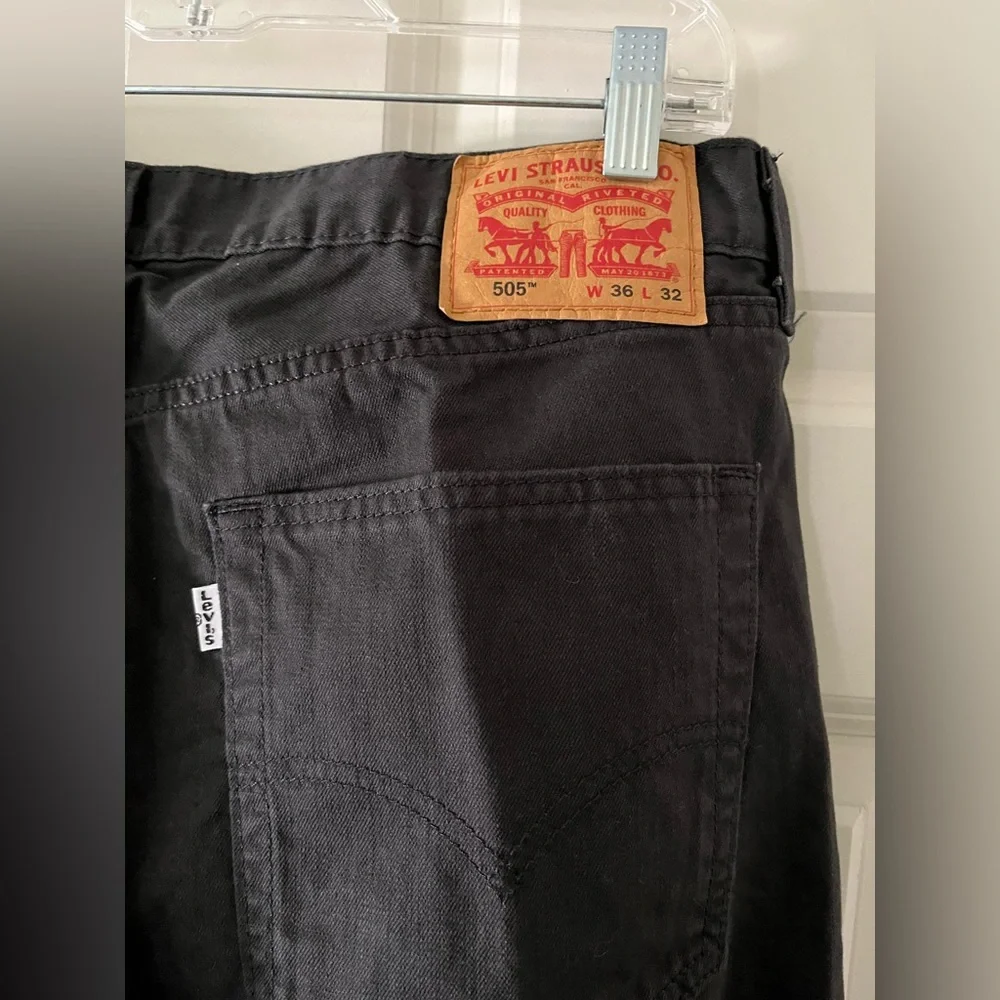 Men’s Levi’s 505 Charcoal jeans 36x32